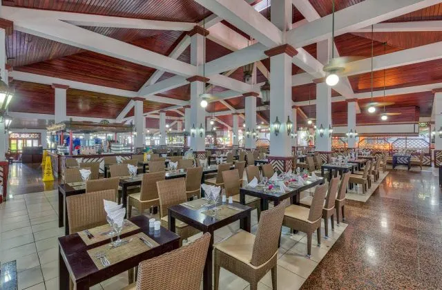 PlayaBachata Resort Puerto Plata restaurante todo incluido